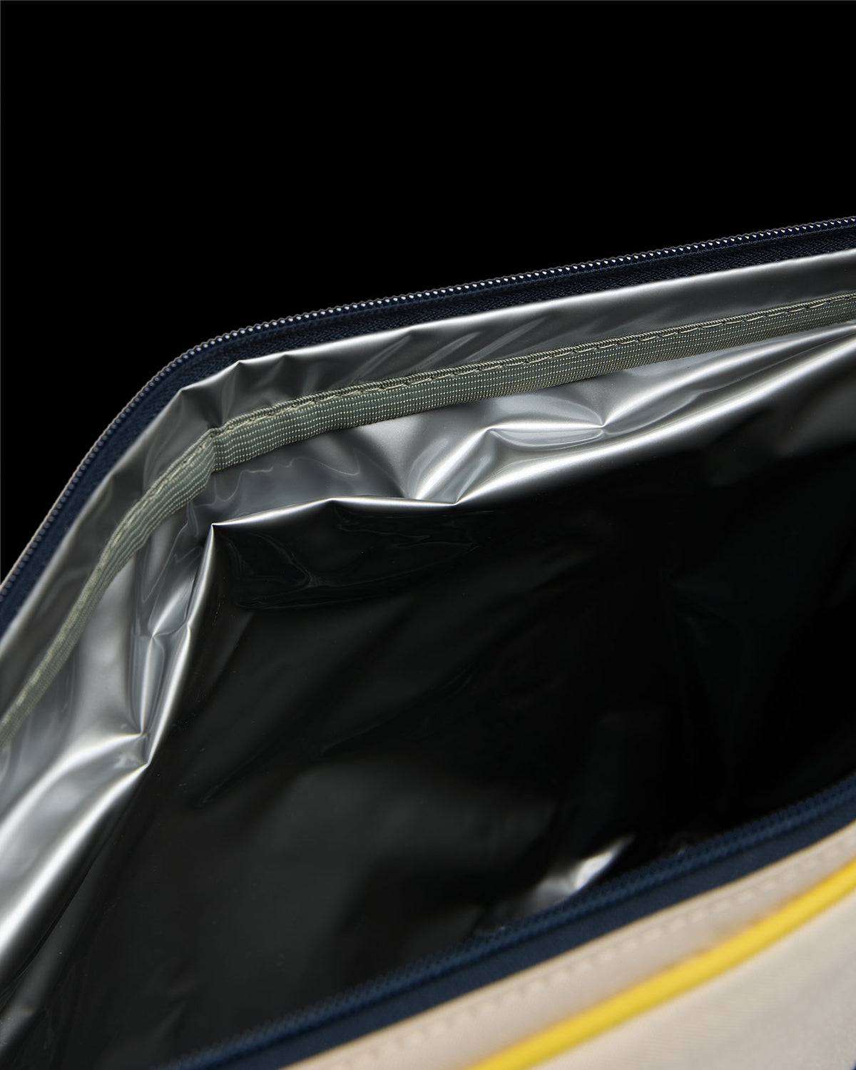 Bolsa Termica Kiji x Corona
