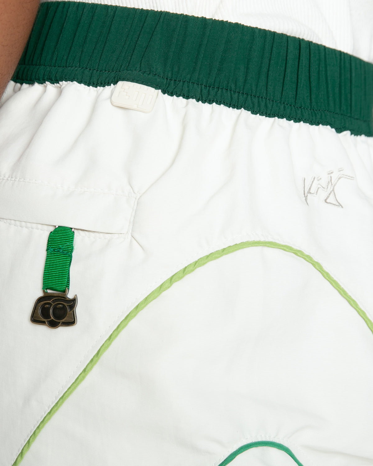 Short Active Kiji x Guaraná – Off White